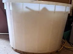 Cada plastic alimentar 700 litri